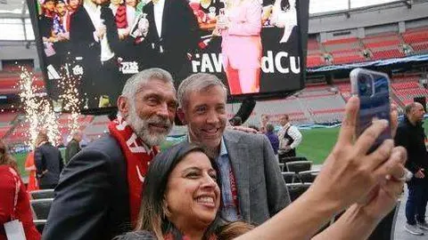 36岁锋线传奇，百球里程碑在望，他有望跻身历史第十四位！